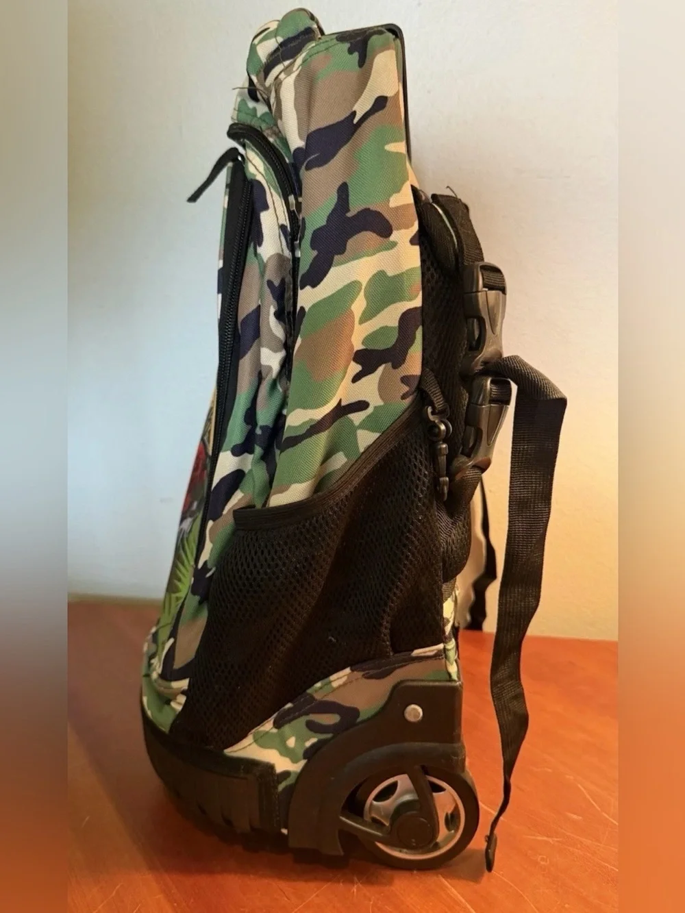 Tilami T-Rex Camo Backpack with Wheels